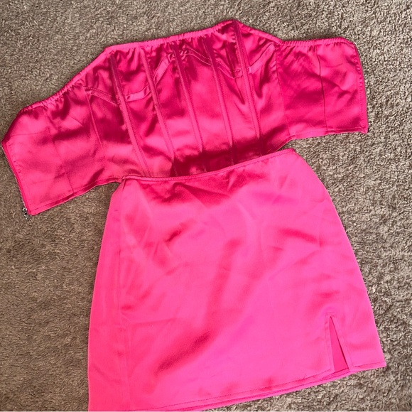 PrettyLittleThings Set - Picture 2 of 3